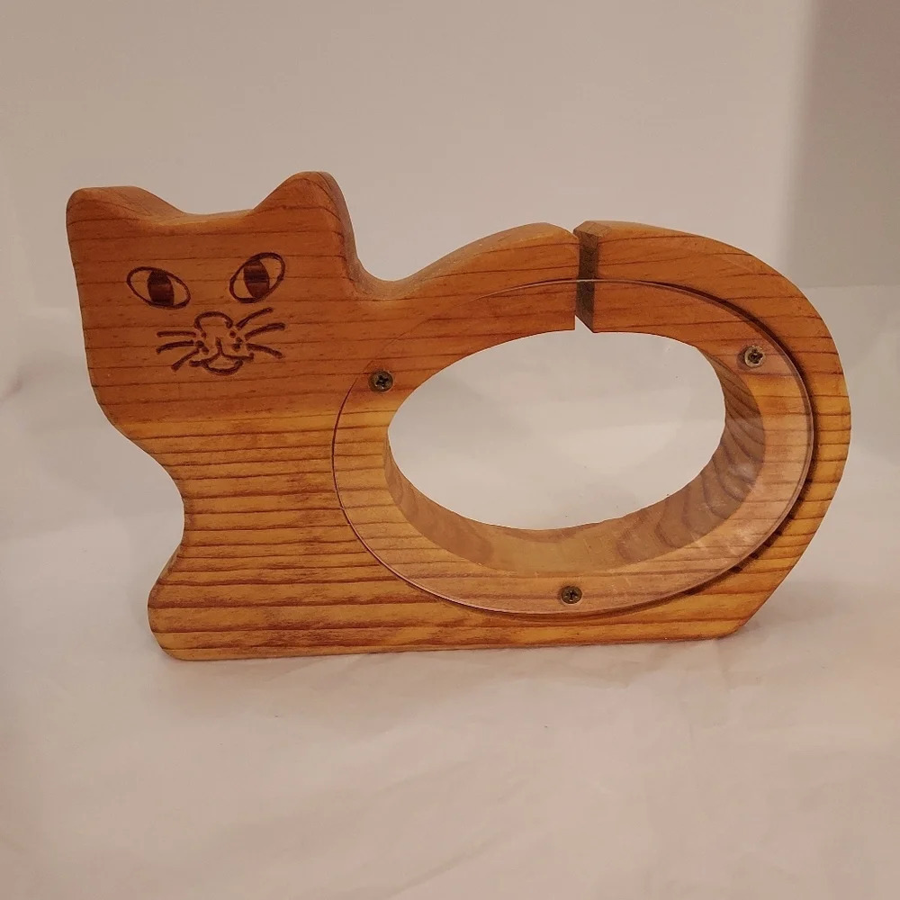 Vintage 1979 Creative Wood Design Wooden Cat Bank